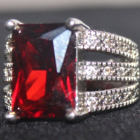925 Sterling Large Garnet Side Topaz Statement Cocktail Ring Such Presence! - Picture 1 of 6